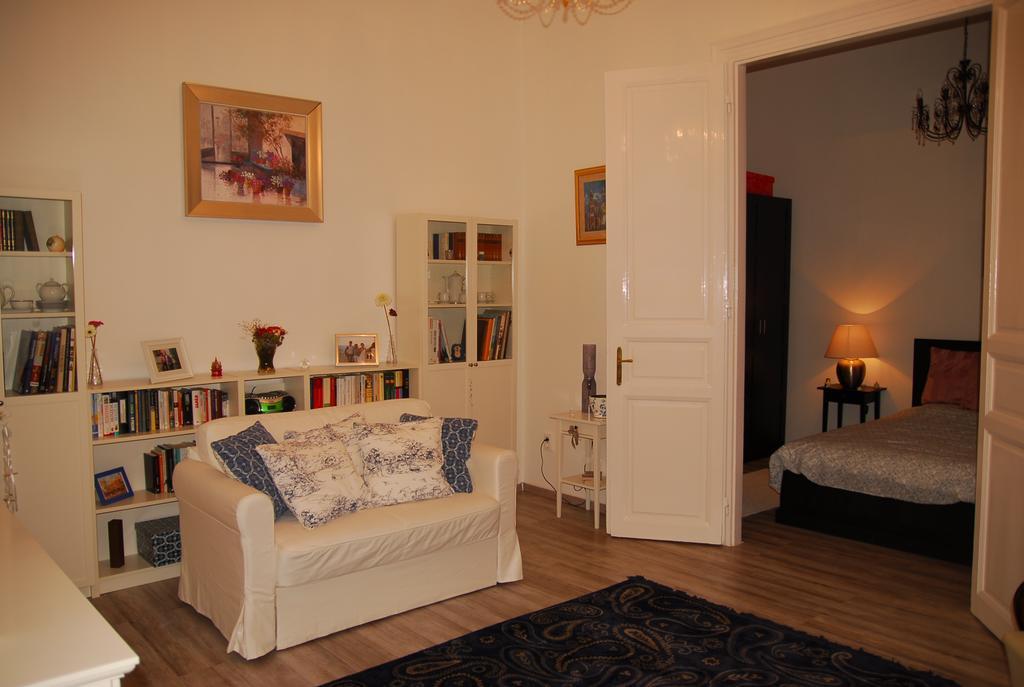 Balazs Apartment - Oktogon Budapešť Exteriér fotografie